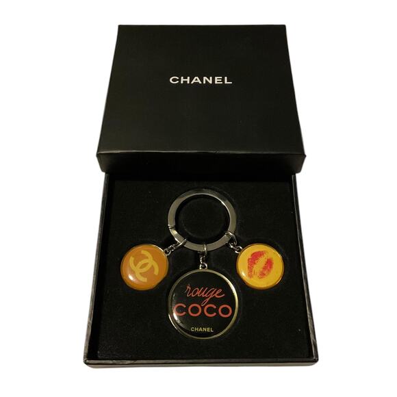 Chanel Coco Crush Coco Mark Novelty Rouge Keychain Keyring Silver with Box - Picture 2 of 9